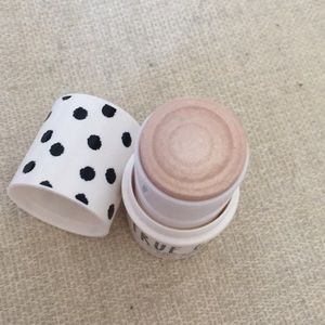 Skin Illuminating Stick